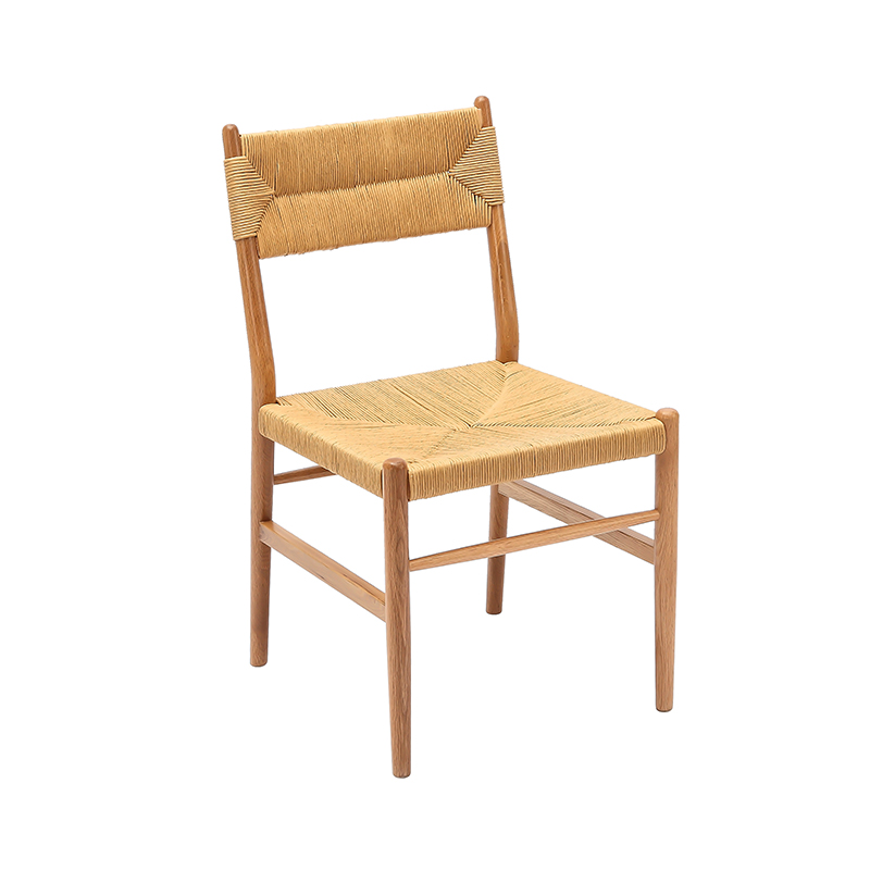 Stuhl aus seilgeflochtenem Holz im Stammesstil